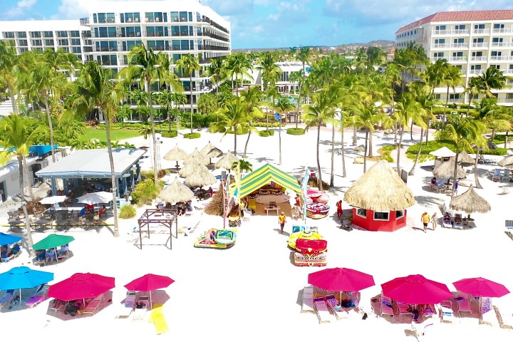 Beach Chair Rental in Aruba